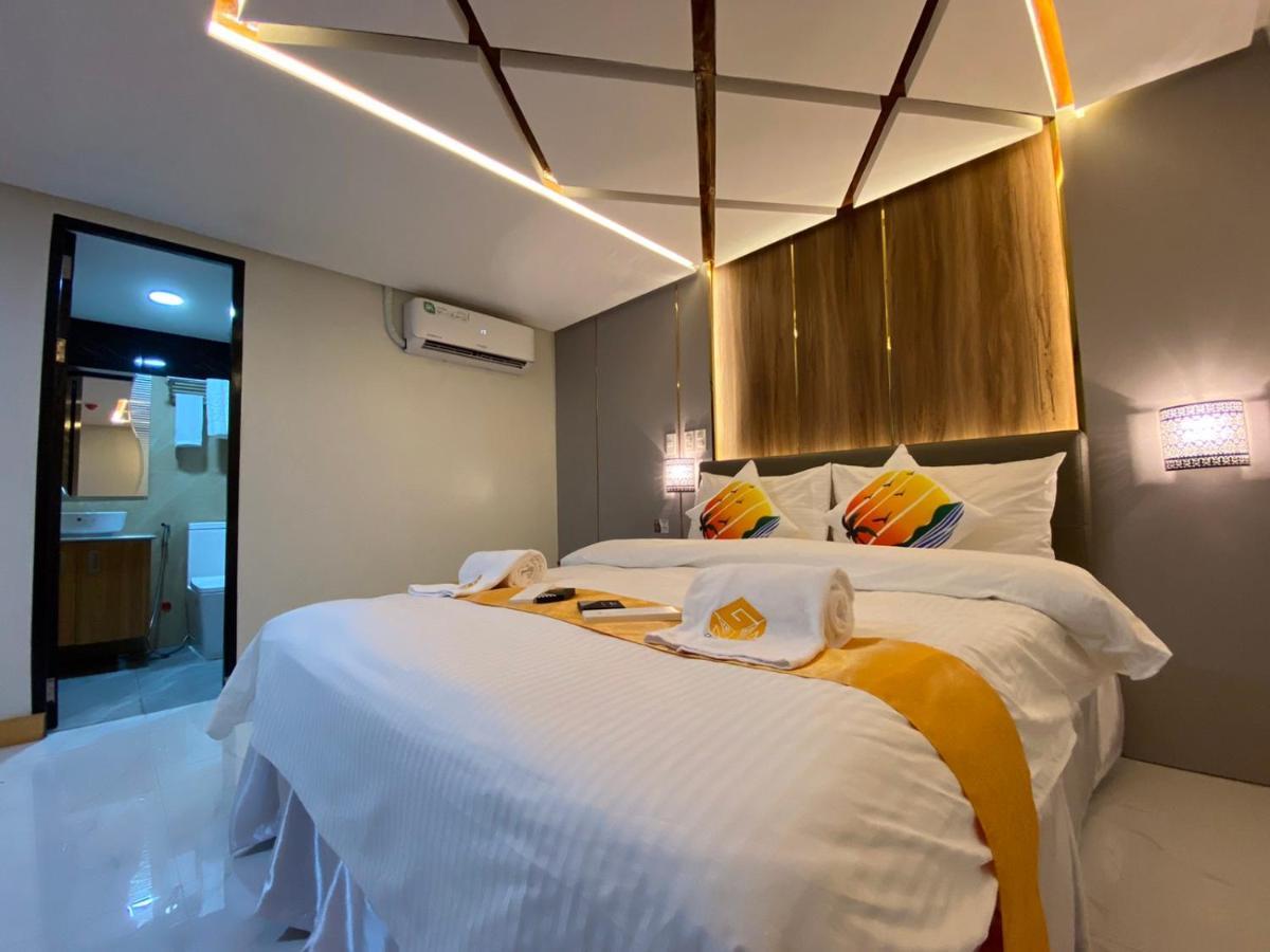 Ngn Gran Hotel Tuguegarao City Exterior photo