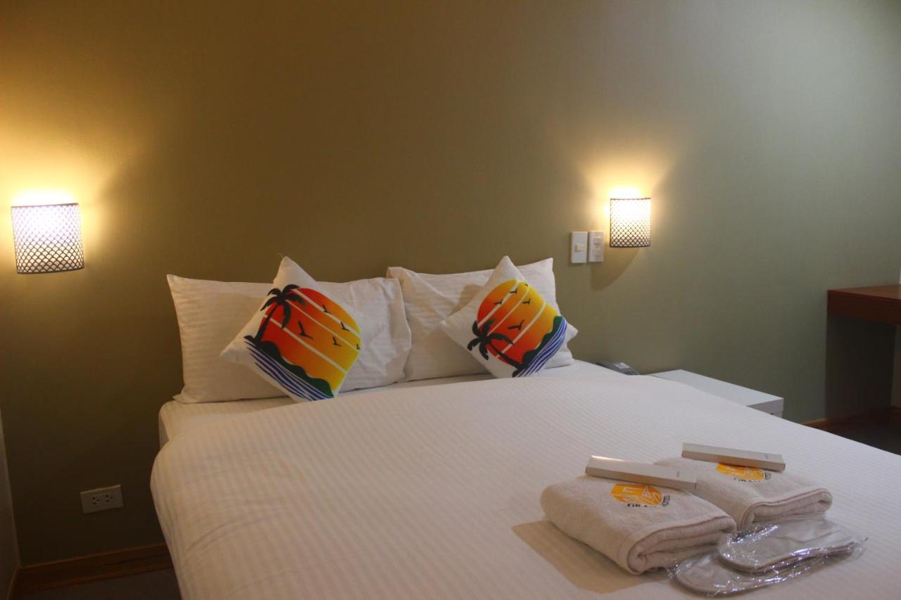 Ngn Gran Hotel Tuguegarao City Exterior photo