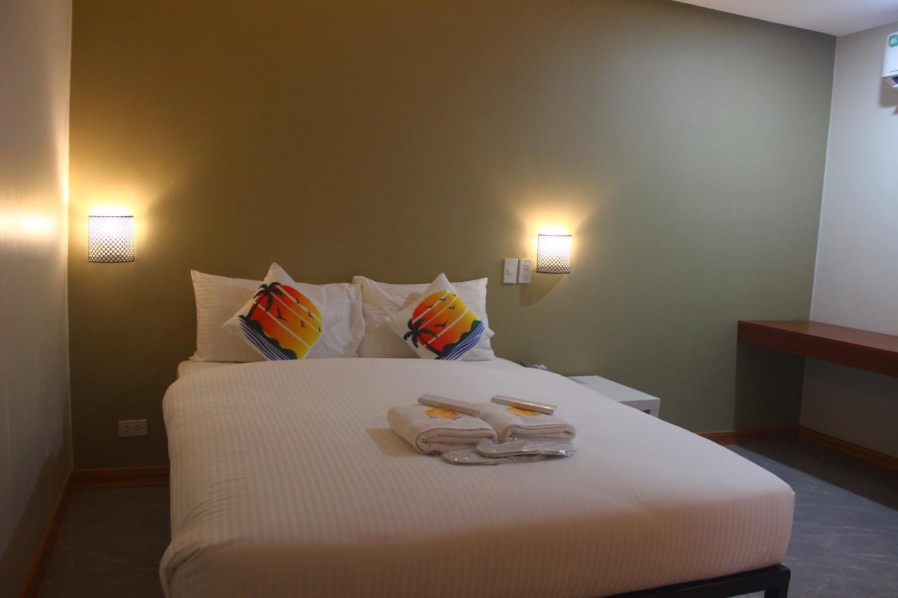 Ngn Gran Hotel Tuguegarao City Exterior photo